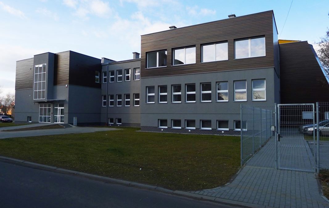Adaptacja budynku gimnazjum na siedzibę Ośrodka Pomocy Społecznej